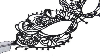 Elevate Your Look with Our Stunning Lace Masquerade Mask – Perfect for Ball Parties & Halloween! 🎭✨