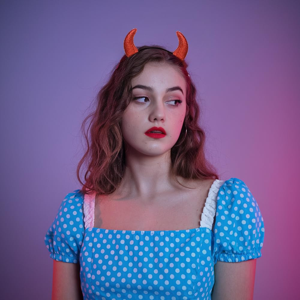 Sparkling Red Devil Horns Headband - Perfect Halloween Accessory for Cosplay & Parties! 🎃👹✨